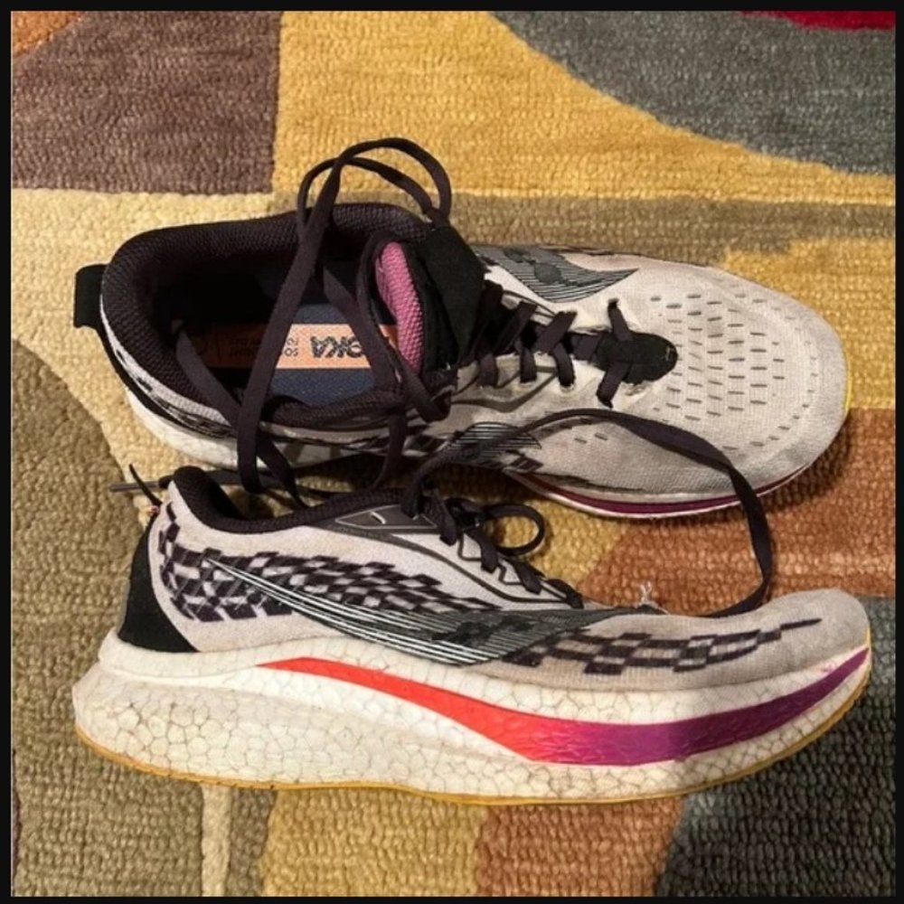 Saucony Women’s Endorphin Speed 2 Running Shoes Sneakers Size 9.5